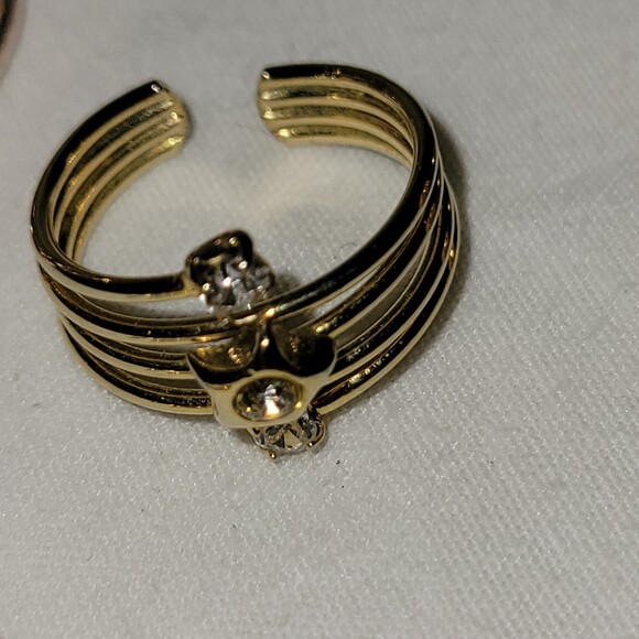 Set of 7 Gold Toned Fashion Rings - Picture 8 of 9